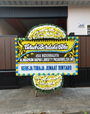 Papan Bunga Duka di Tabukan Selatan